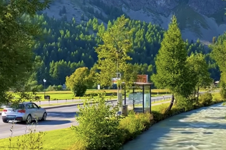 ���˾����