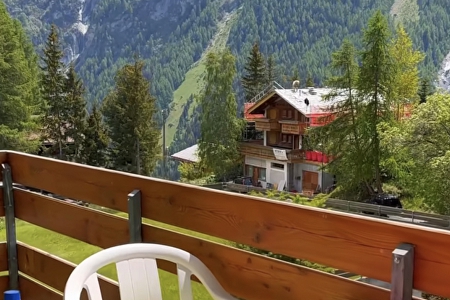 �t����˾����